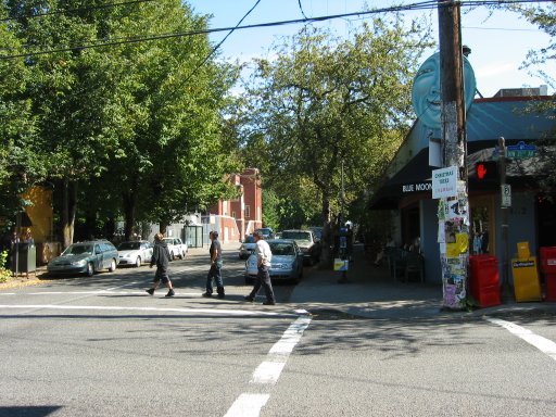 [NW 21st Ave & NW Glisan St looking east]