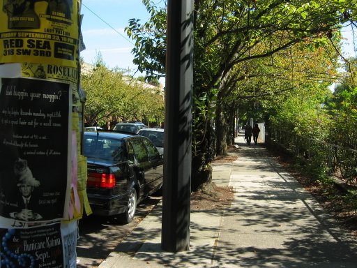 [NW 22nd Ave & NW Lovejoy St looking east]