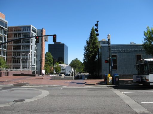 [Location sw6montg looking east]