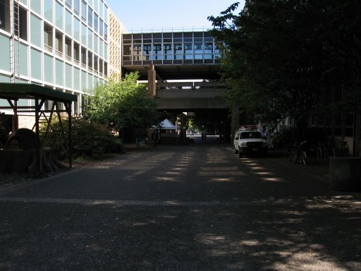 [Location sw8har looking east]