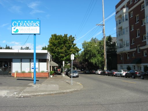 [NW 21st Ave & NW Johnson St looking north]