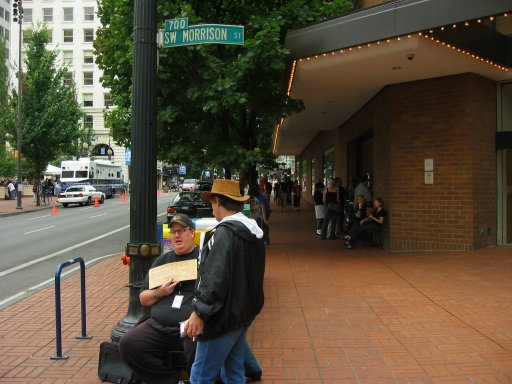 [SW Broadway & SW Morrison St looking south]