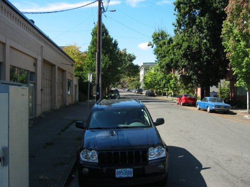 [NW 23rd Ave & NW Northrup St looking west]