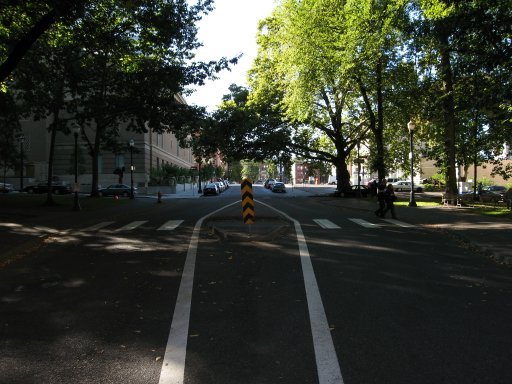 [Location sw8main looking west]