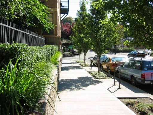 [1750 SW Columbia St looking east]