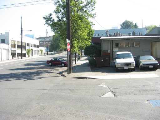 [SW 17th Ave & SW Jefferson St looking east]