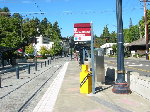 [Goose Hollow Jefferson MAX Station looking west]