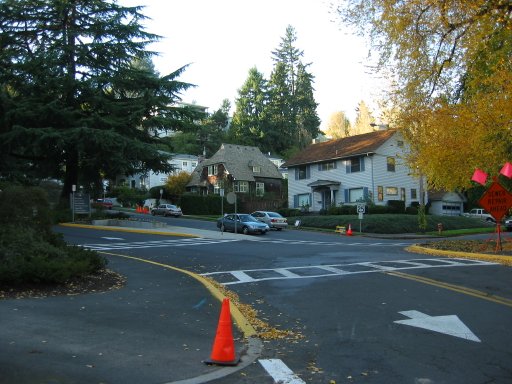 [SW Washington Park Dr & SW Washington Park Way looking west]
